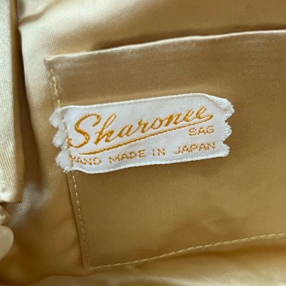 Gold Beaded Clutch, Vintage 1950’s Evening Bag with Kisslock Clasp - Picture 5 of 7